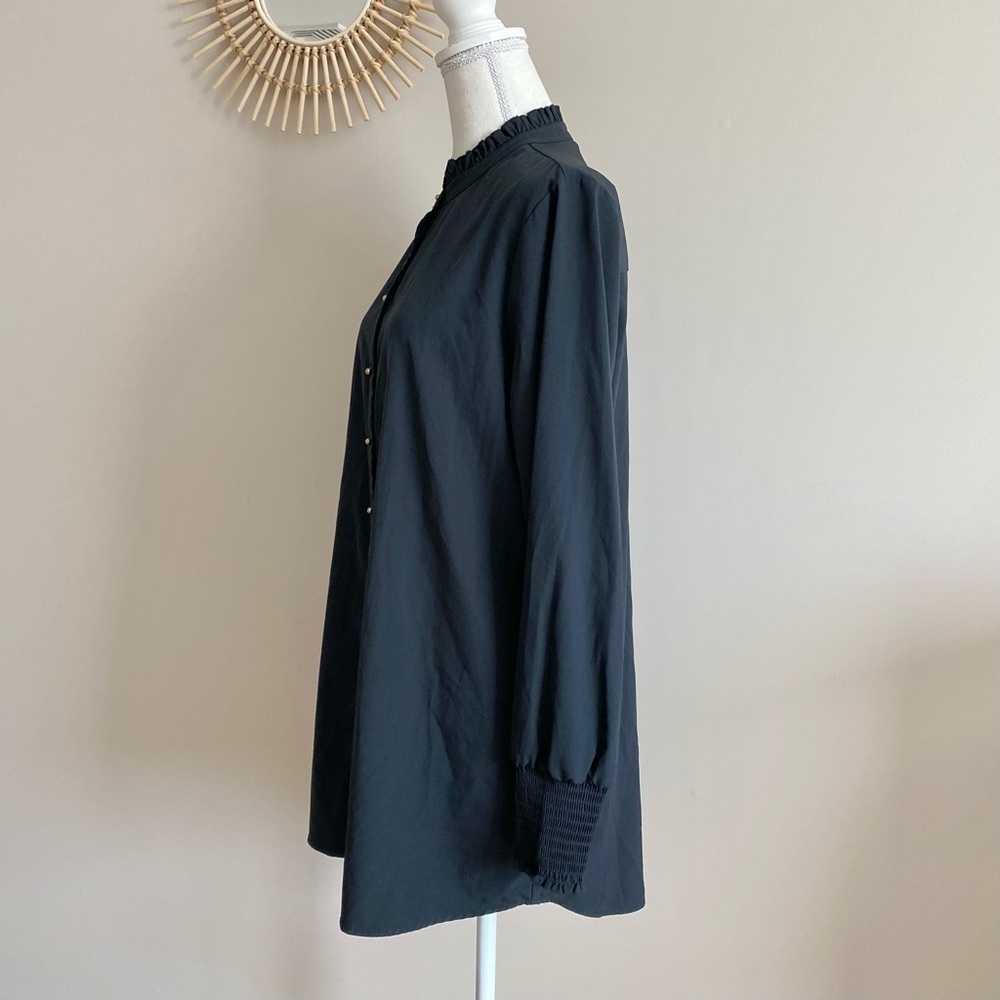 Soft Surroundings Black Vivian
Button Down Shirt L - Picture 12 of 14